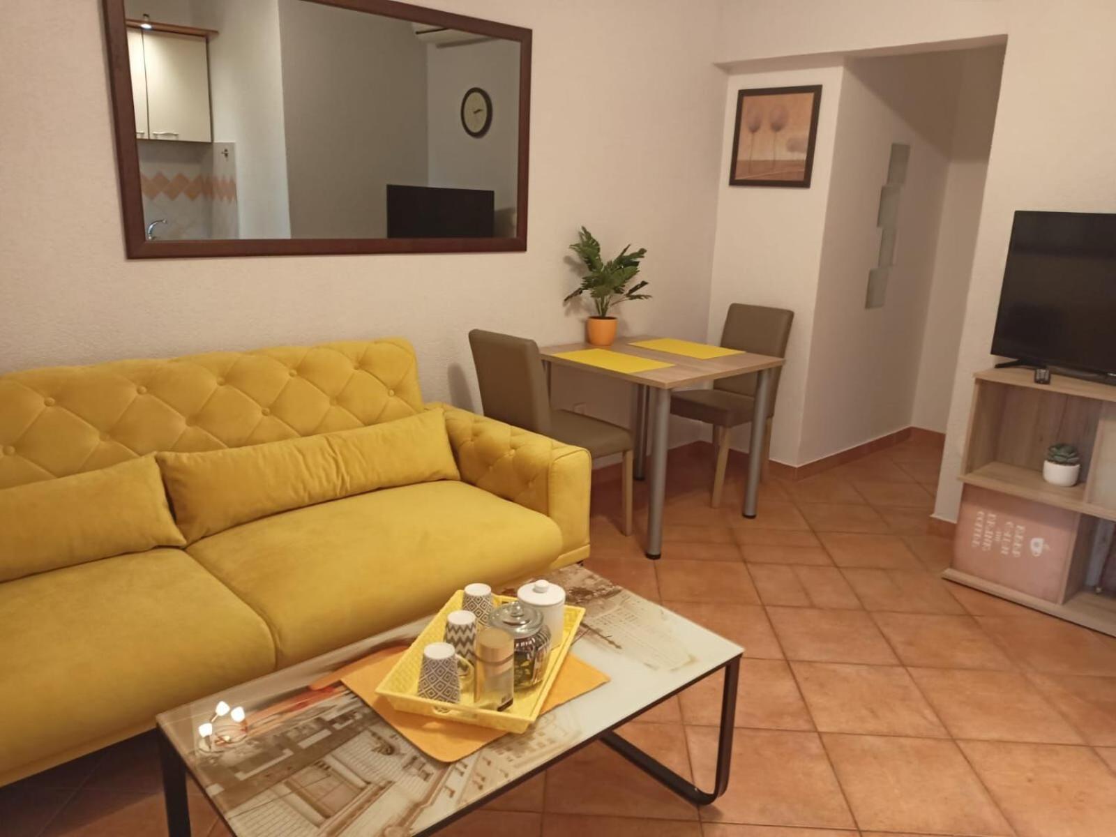 Apartment Piveta Trogir Exterior foto