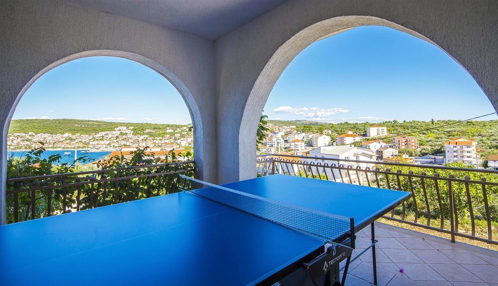 Apartment Piveta Trogir Exterior foto