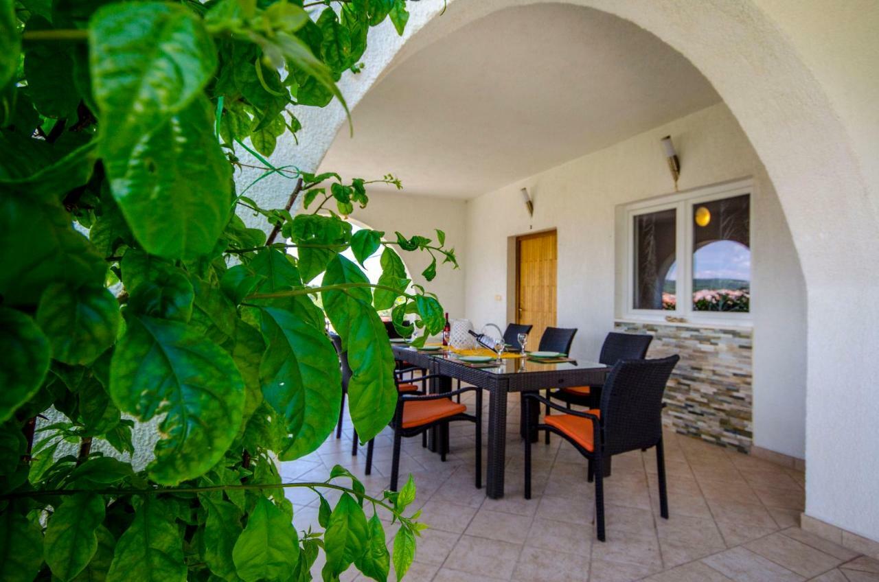Apartment Piveta Trogir Exterior foto